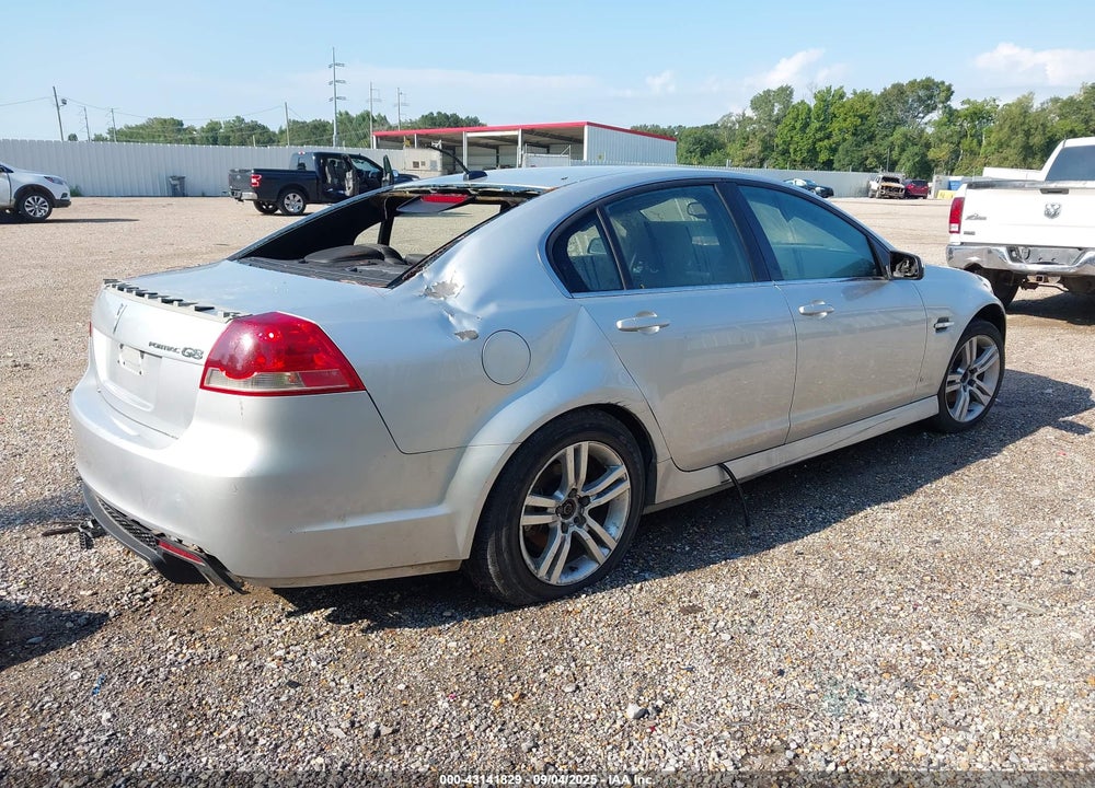 2009 PONTIAC G8 VIN: 6G2ER57739L211384