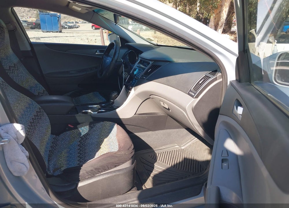 2011 HYUNDAI SONATA GLS VIN: 5NPEB4AC7BH023295