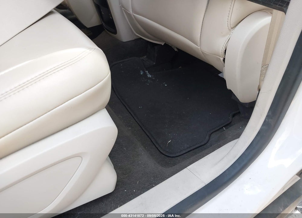 2019 LINCOLN MKC SELECT VIN: 5LMCJ2C92KUL08615