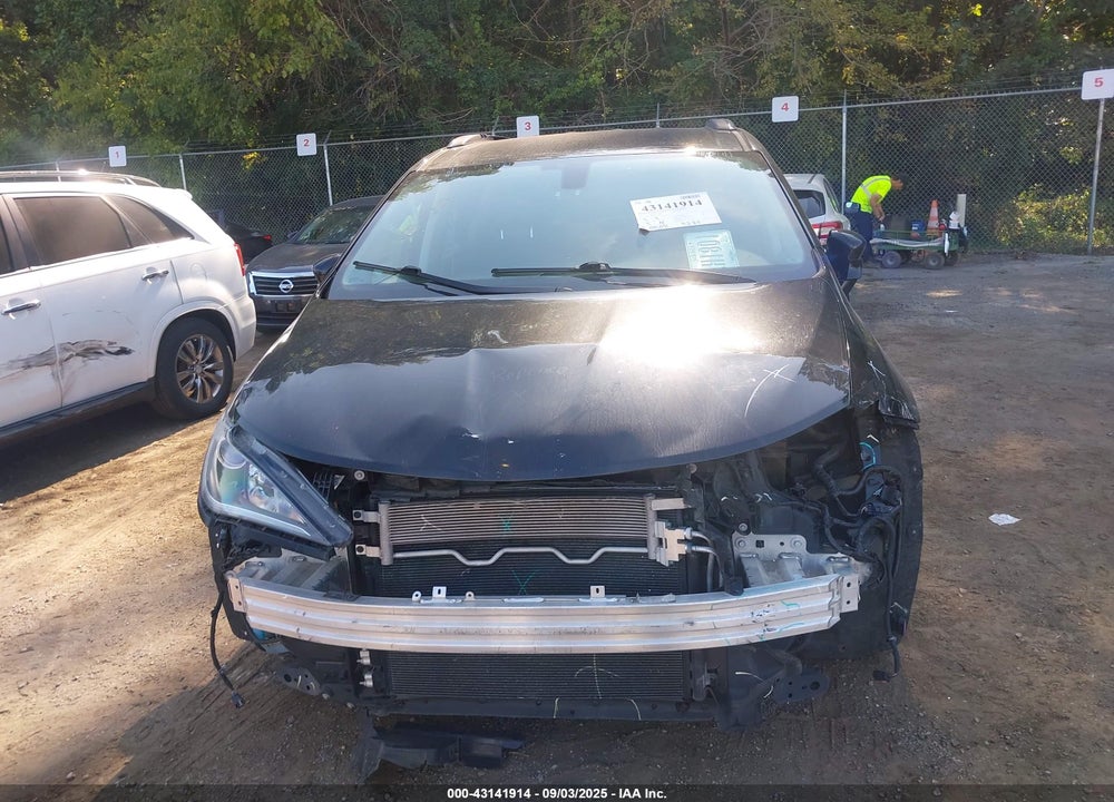 2020 CHRYSLER PACIFICA VIN: 2C4RC1BG6LR271668
