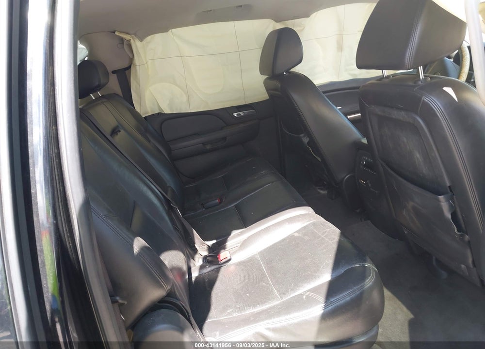 2009 CHEVROLET SUBURBAN 1500 VIN: 1GNFK36329R145158