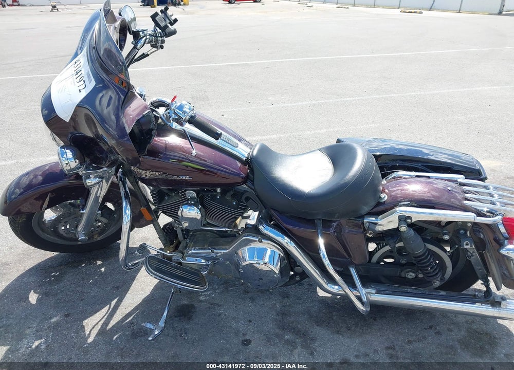 2006 HARLEY-DAVIDSON FLHXI VIN: 1HD1KBW146Y628369