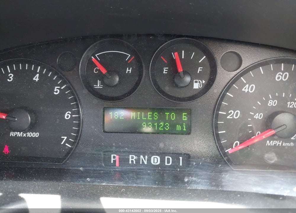 2005 FORD TAURUS SE VIN: 1FAFP53295A158053