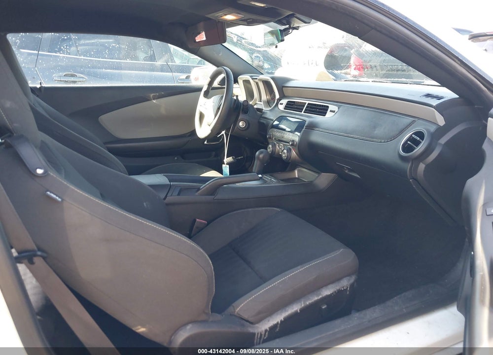 2014 CHEVROLET CAMARO 2LS VIN: 2G1FA1E37E9231130