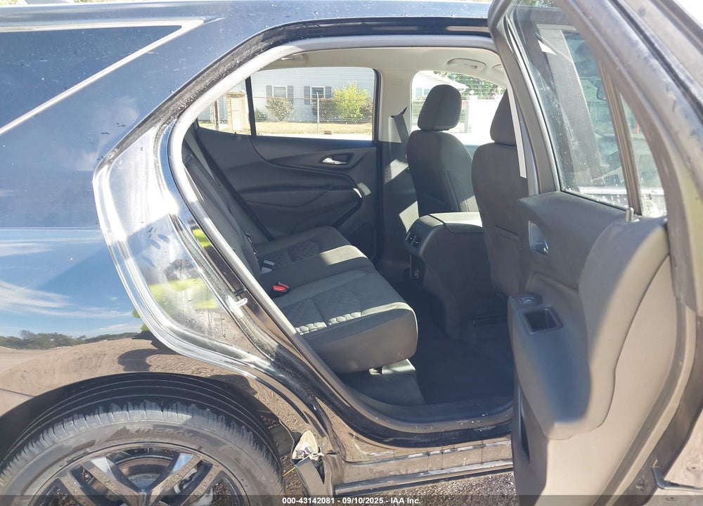 2021 CHEVROLET EQUINOX VIN: 2GNAXUEV1M6115948