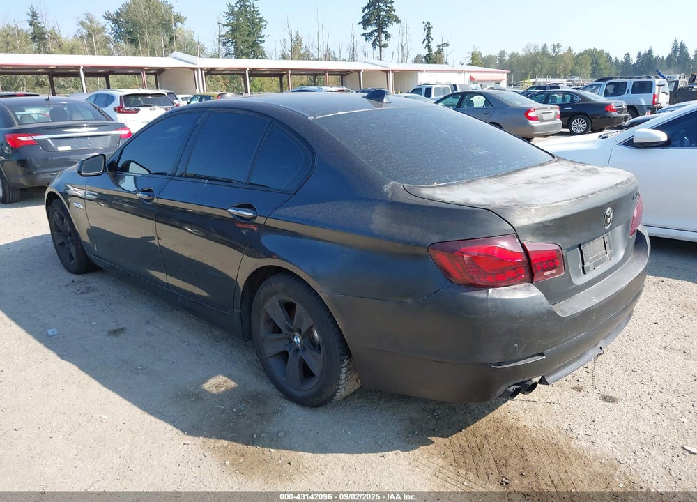 2011 BMW 5 SERIES VIN: WBAFR1C53BDJ97543