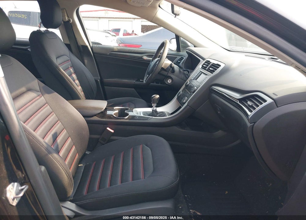 2014 FORD FUSION VIN: 3FA6P0HR0ER232247