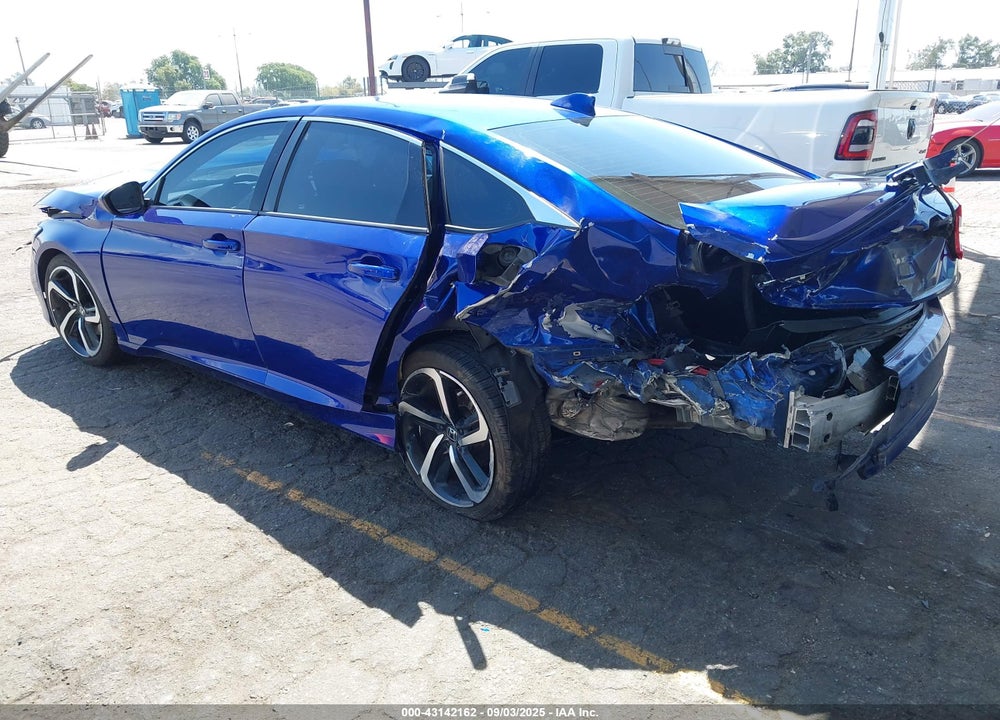 2018 HONDA ACCORD VIN: 1HGCV1F39JA061835