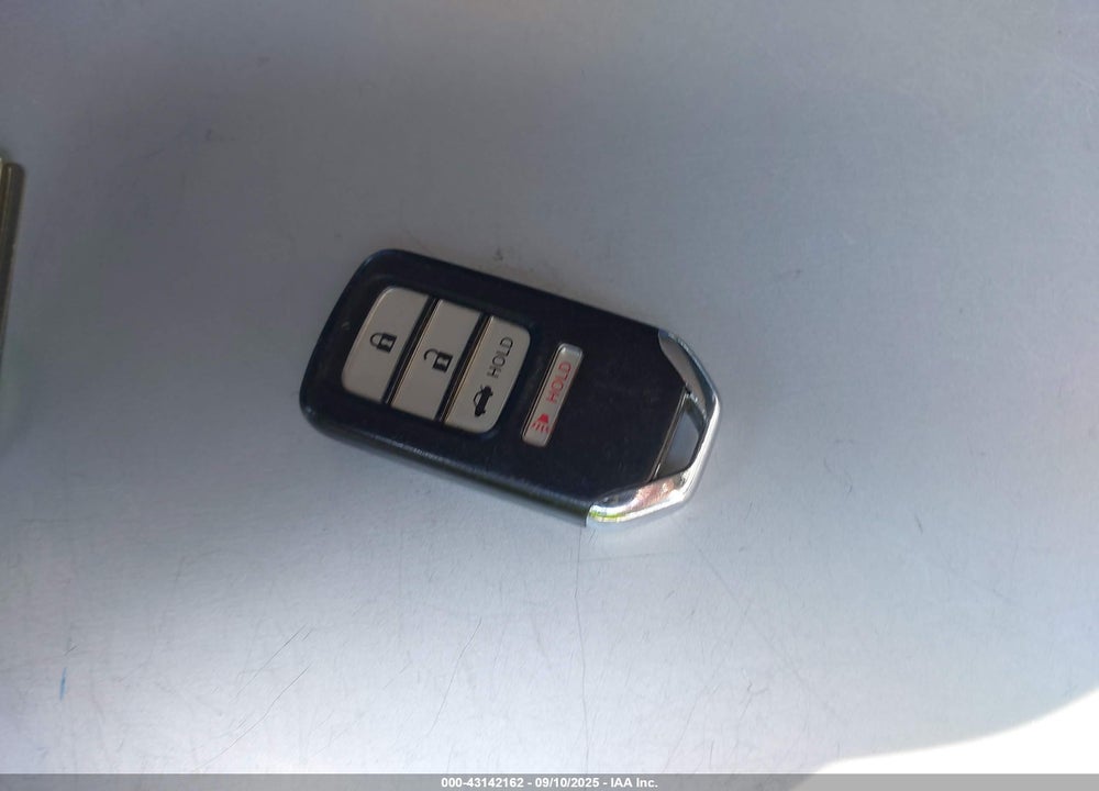 2018 HONDA ACCORD VIN: 1HGCV1F39JA061835