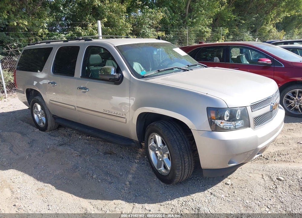 2007 CHEVROLET SUBURBAN 1500 LT VIN: 3GNFK16397G132022