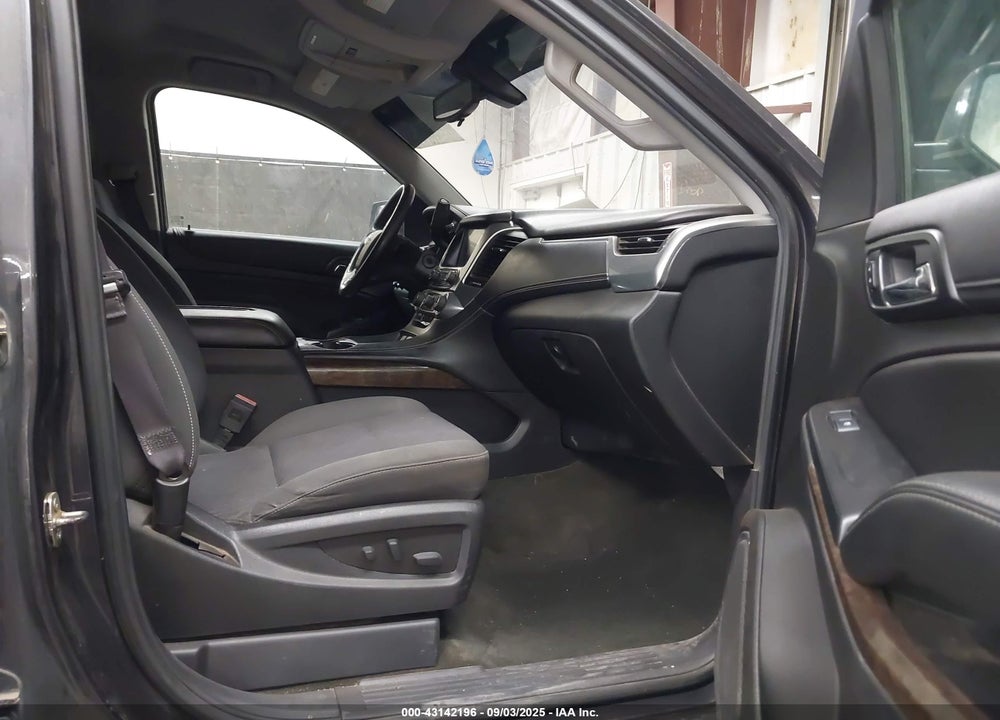 2017 CHEVROLET SUBURBAN VIN: 1GNSKGKC7HR293428