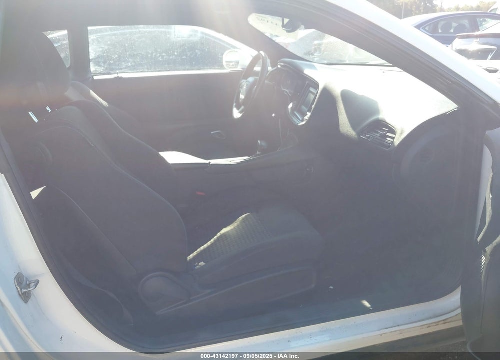 2016 DODGE CHALLENGER VIN: 2C3CDZAG5GH113650