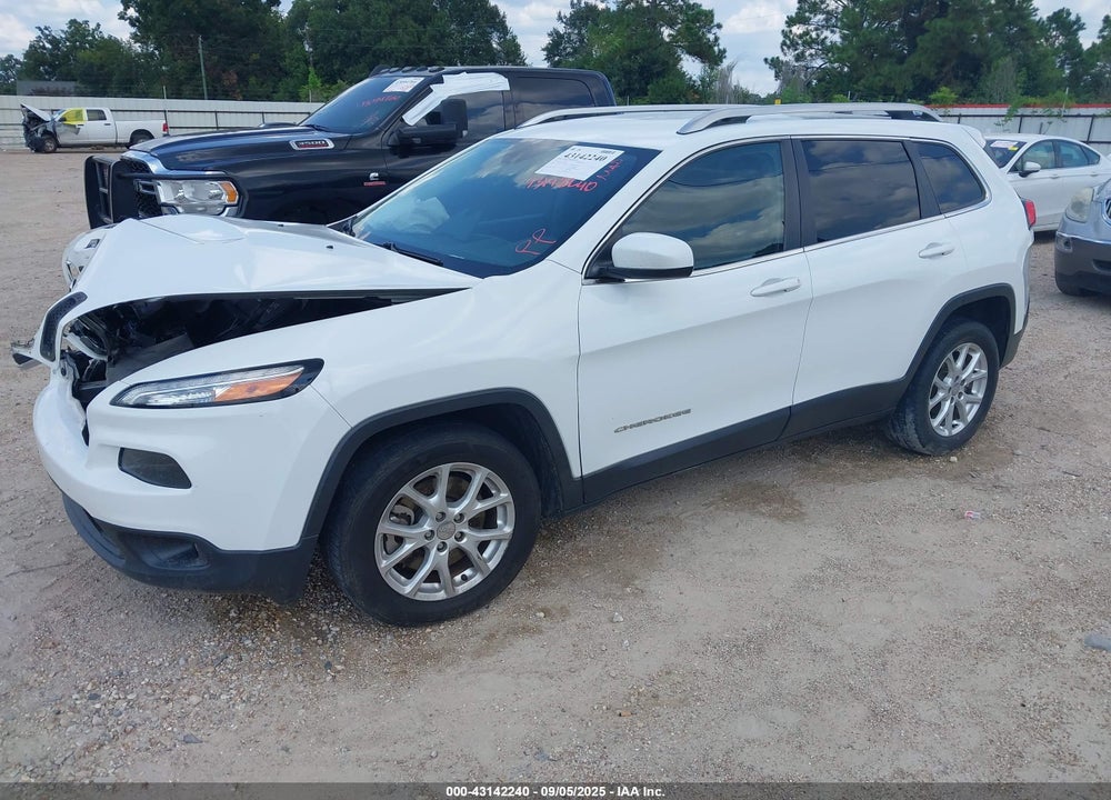 2015 JEEP CHEROKEE VIN: 1C4PJLCB4FW700037