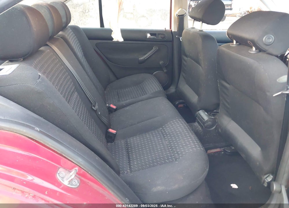 2001 VOLKSWAGEN JETTA GL VIN: 3VWRS29M21M039283