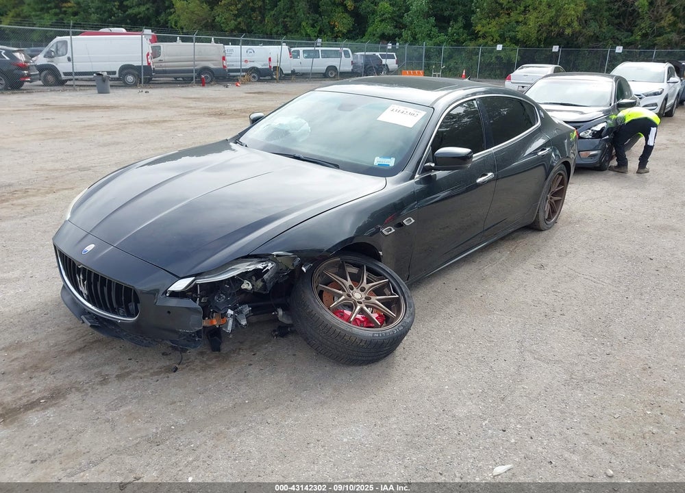 2014 MASERATI QUATTROPORTE VIN: ZAM56RRA8E1109923