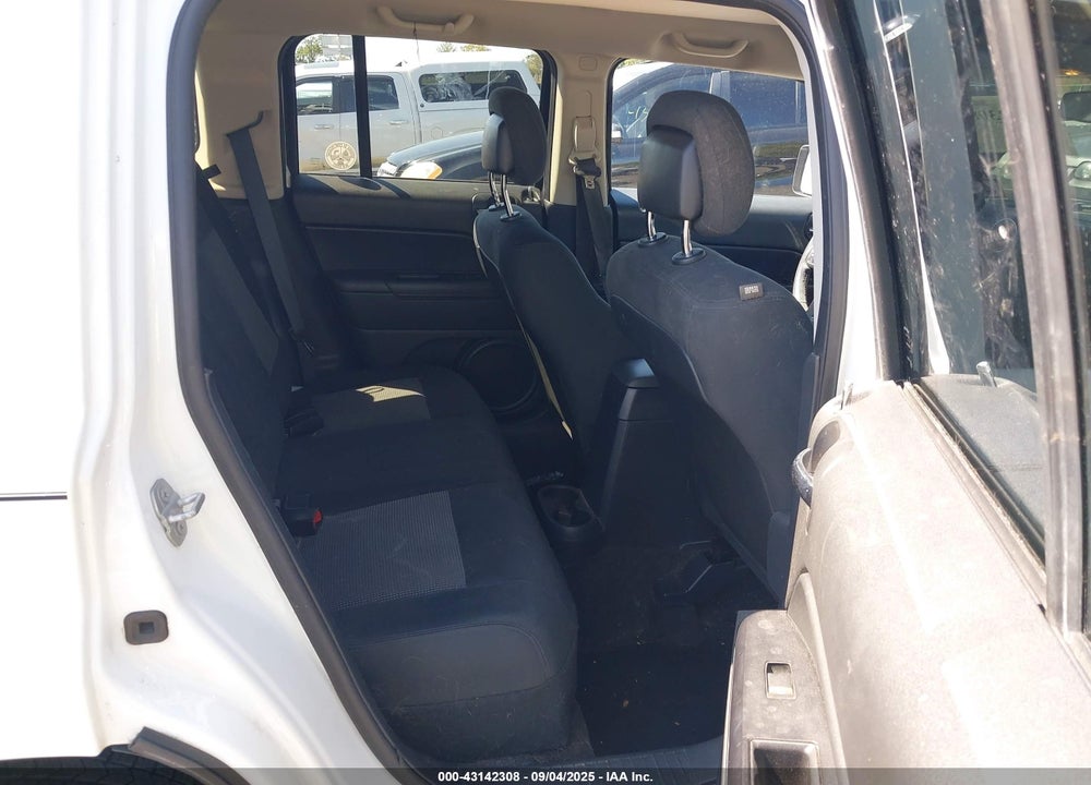 2015 JEEP PATRIOT LATITUDE VIN: 1C4NJRFB5FD239867