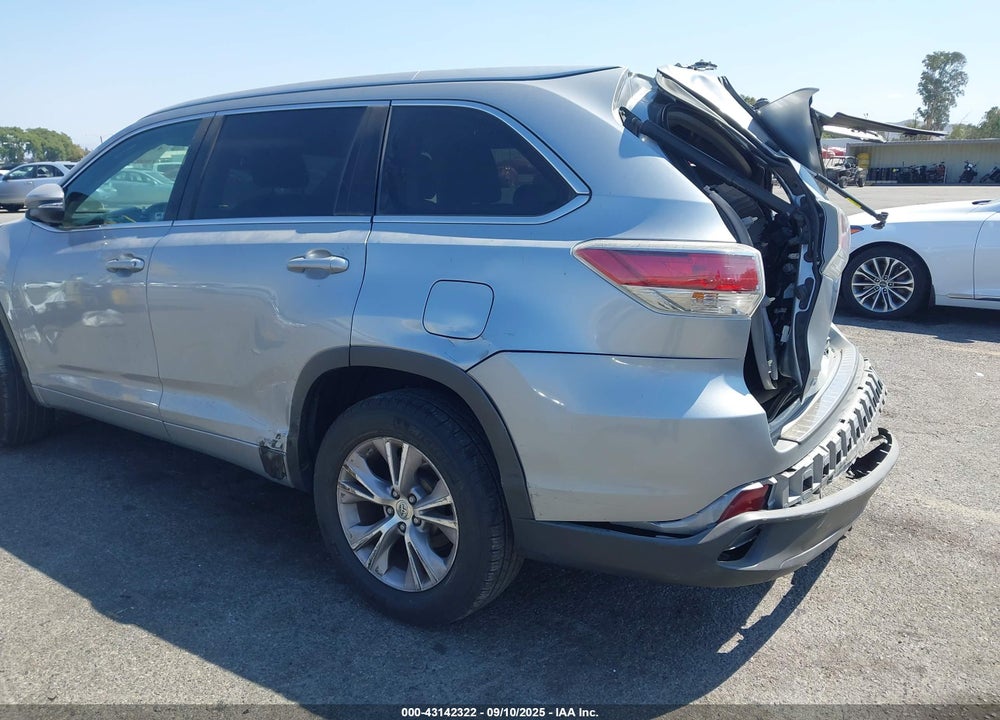 2015 TOYOTA HIGHLANDER VIN: 5TDKKRFH9FS051491
