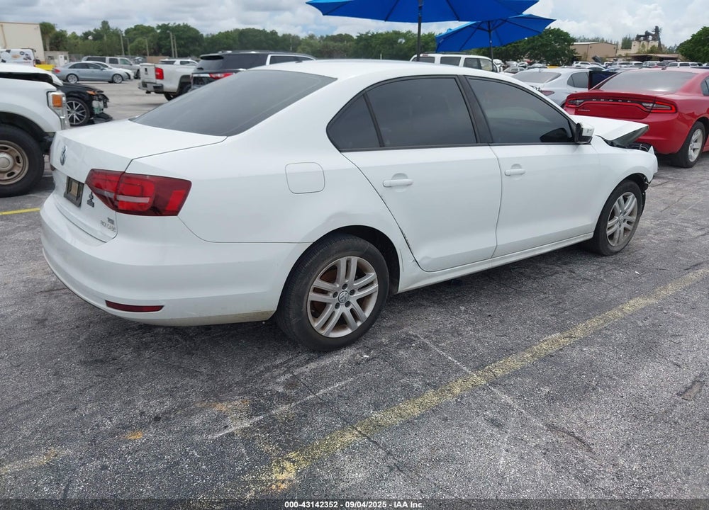 2018 VOLKSWAGEN JETTA VIN: 3VW2B7AJ4JM237315