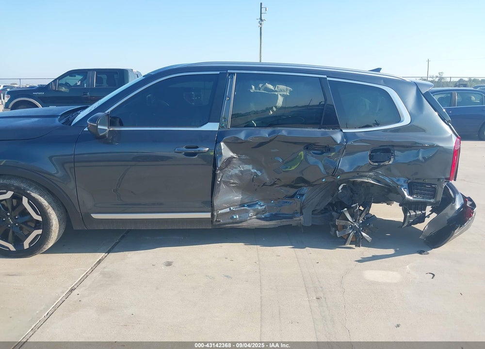 2023 KIA TELLURIDE S VIN: 5XYP6DGC2PG400666