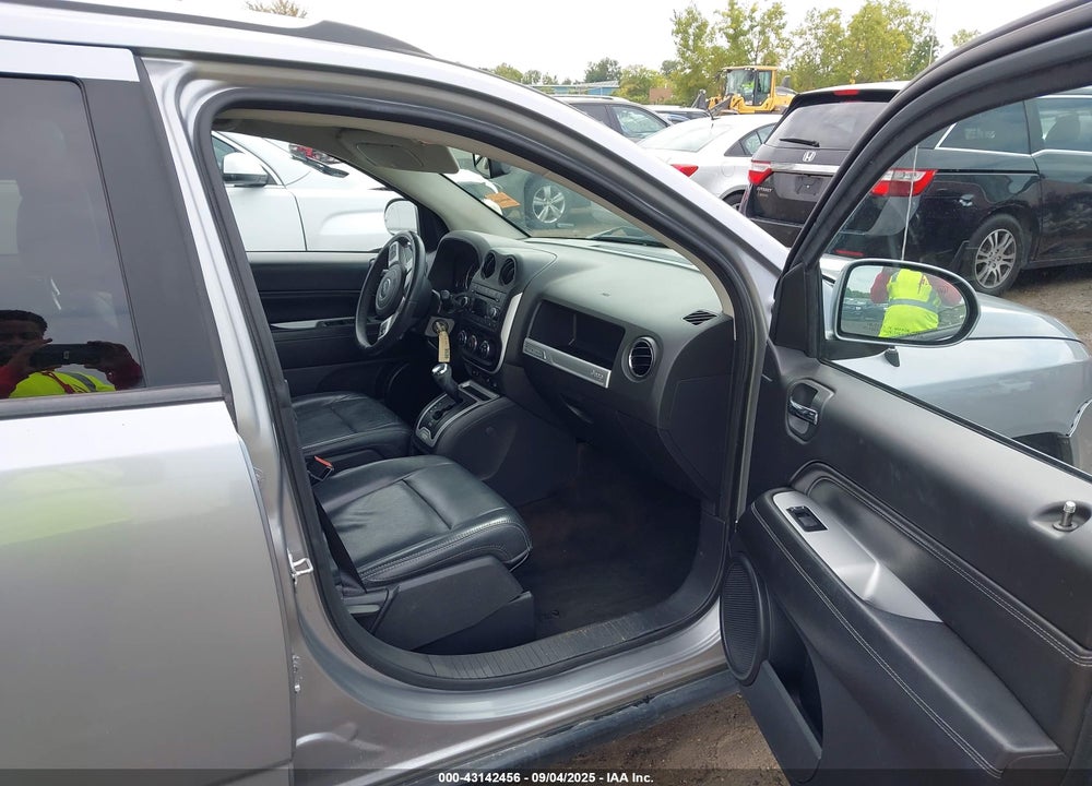 2016 JEEP COMPASS VIN: 1C4NJDEB7GD730317