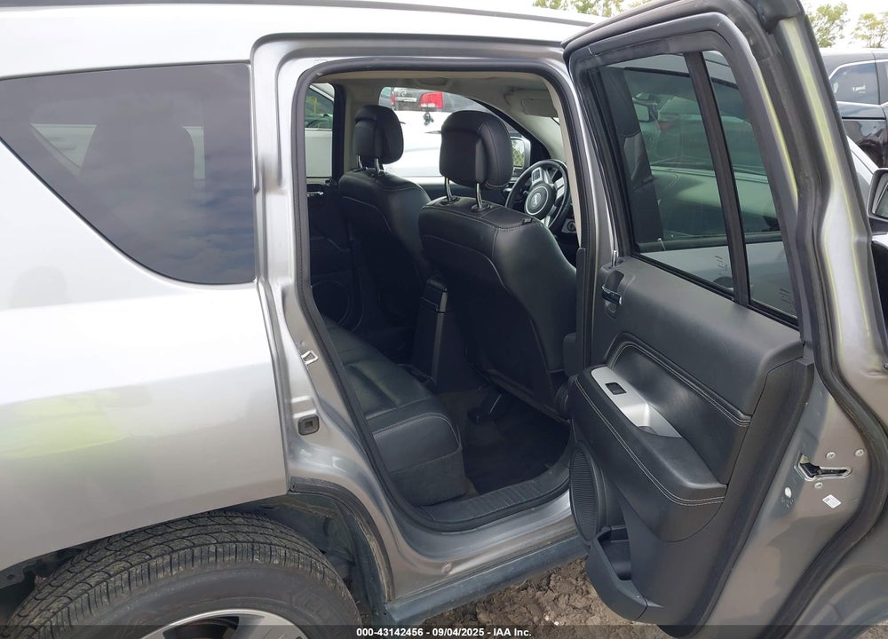 2016 JEEP COMPASS VIN: 1C4NJDEB7GD730317