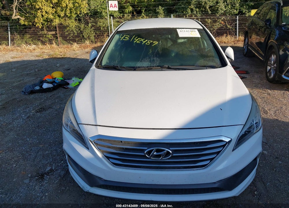 2016 HYUNDAI SONATA VIN: 5NPE34AF2GH307335