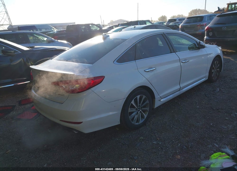 2016 HYUNDAI SONATA VIN: 5NPE34AF2GH307335