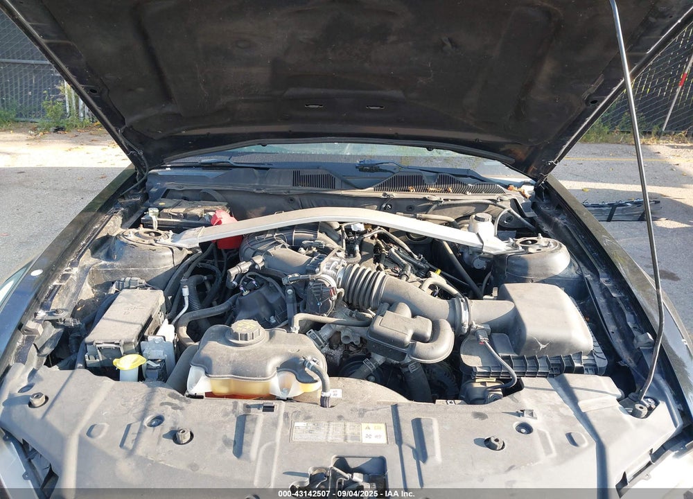 2013 FORD MUSTANG V6 VIN: 1ZVBP8AM0D5200693