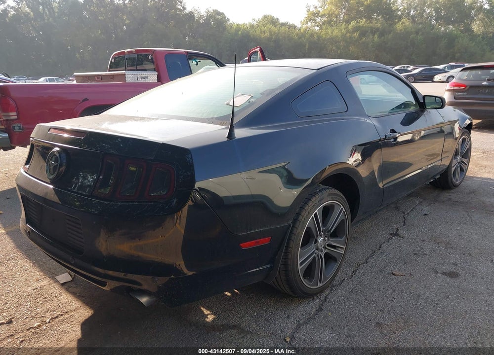 2013 FORD MUSTANG V6 VIN: 1ZVBP8AM0D5200693