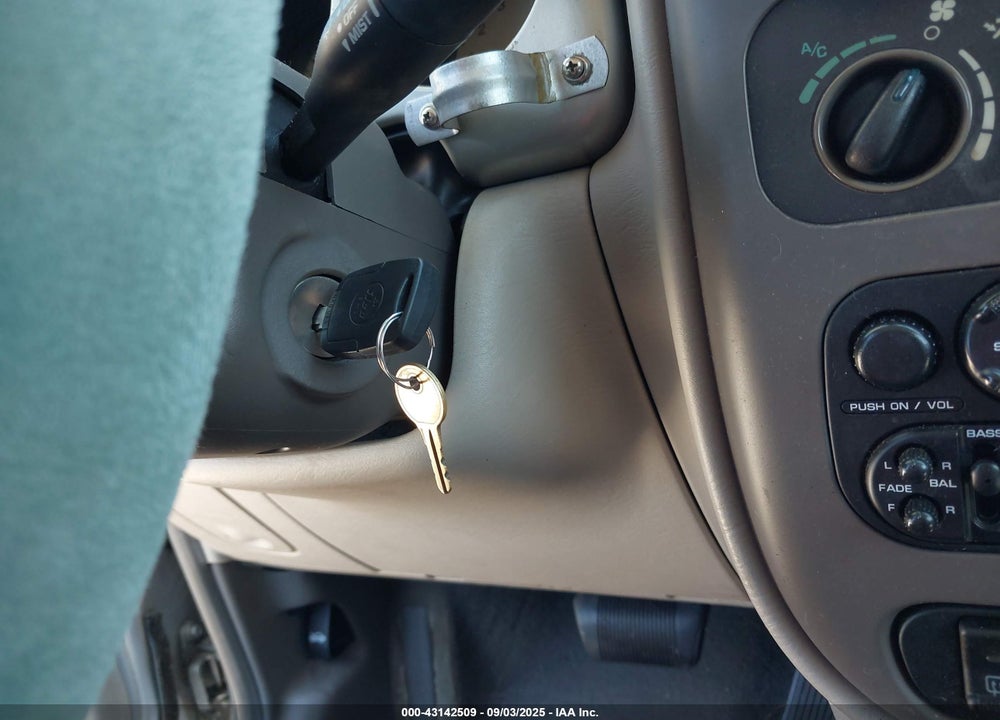 2001 CHRYSLER PT CRUISER VIN: 3C8FY4BB21T502133