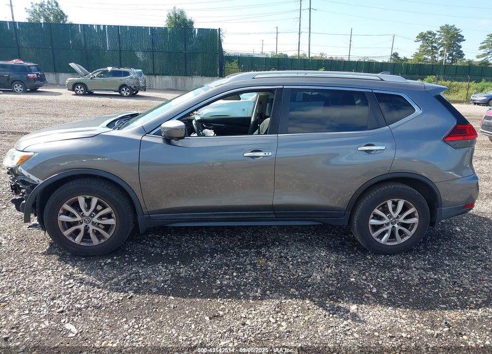 2017 NISSAN ROGUE VIN: 5N1AT2MV6HC839086