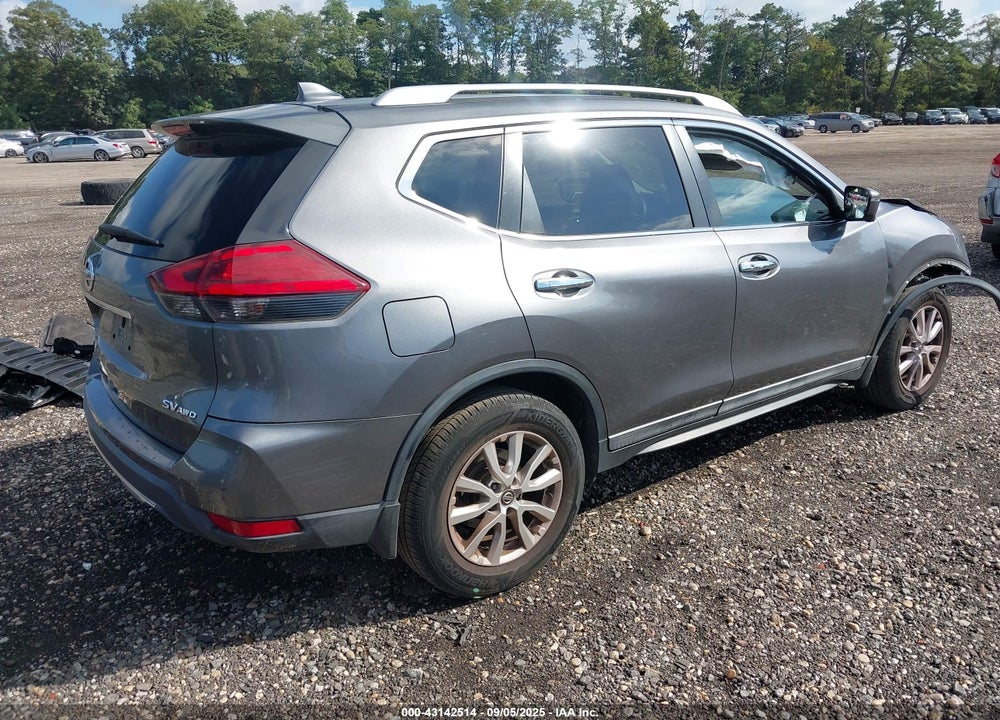 2017 NISSAN ROGUE VIN: 5N1AT2MV6HC839086