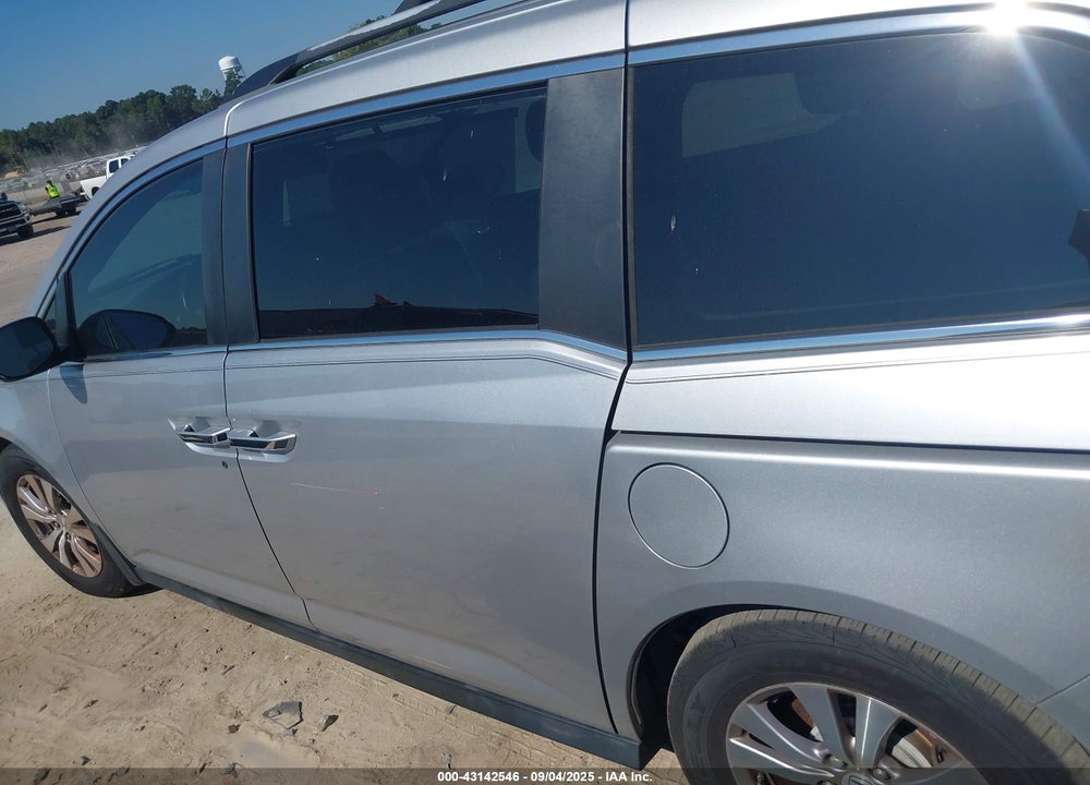 2015 HONDA ODYSSEY VIN: 5FNRL5H6XFB101920