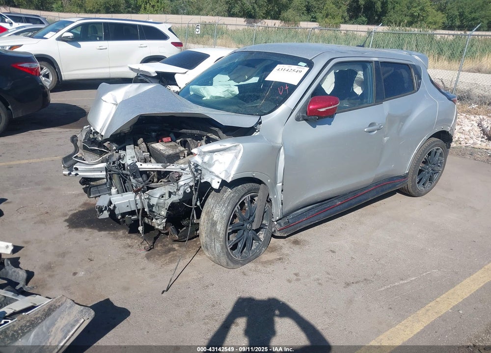 2015 NISSAN JUKE VIN: JN8AF5MV2FT563777