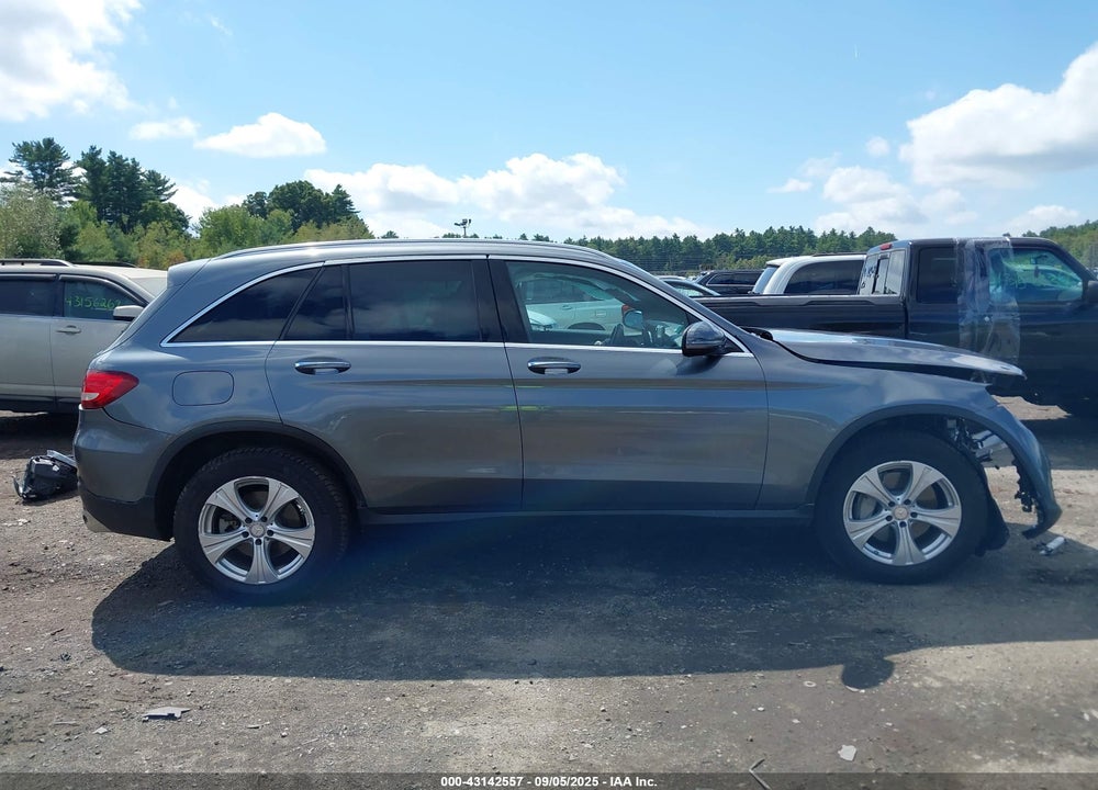 2017 MERCEDES-BENZ GLC CLASS VIN: WDC0G4KB3HF145926