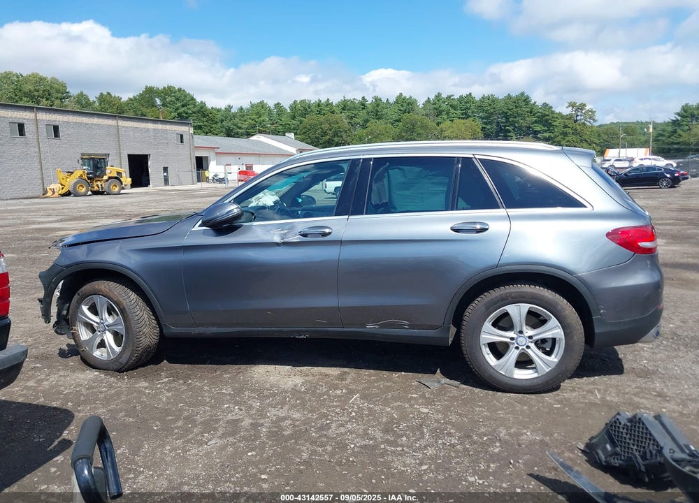 2017 MERCEDES-BENZ GLC CLASS VIN: WDC0G4KB3HF145926
