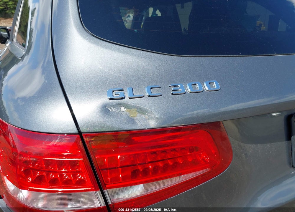 2017 MERCEDES-BENZ GLC CLASS VIN: WDC0G4KB3HF145926