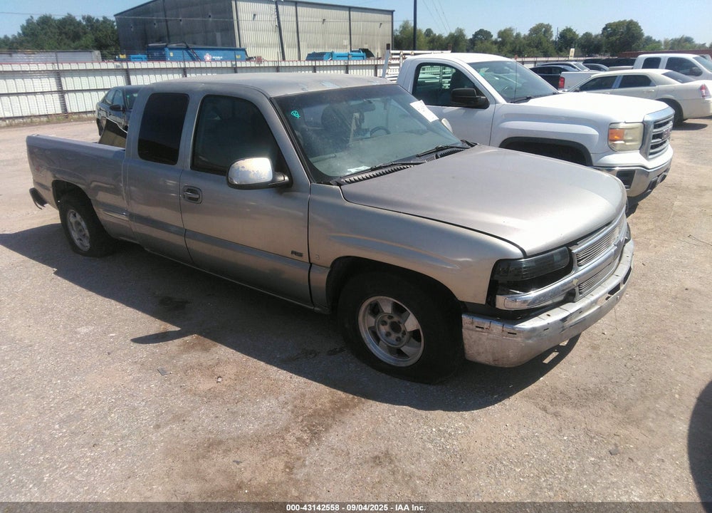 1999 CHEVROLET SILVERADO 1500 LS VIN: 2GCEC19T7X1168054