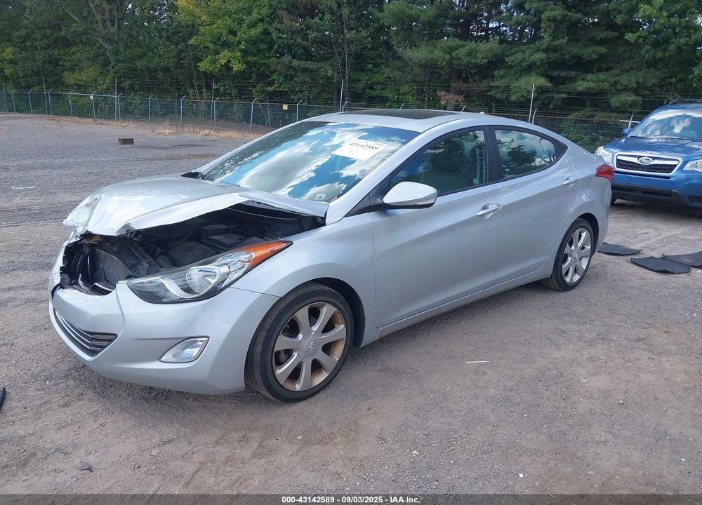 2013 HYUNDAI ELANTRA VIN: 5NPDH4AE0DH172095