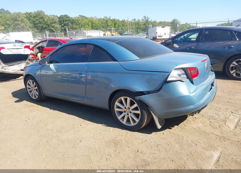 2010 VOLKSWAGEN EOS VIN: WVWAA7AH1AV018218