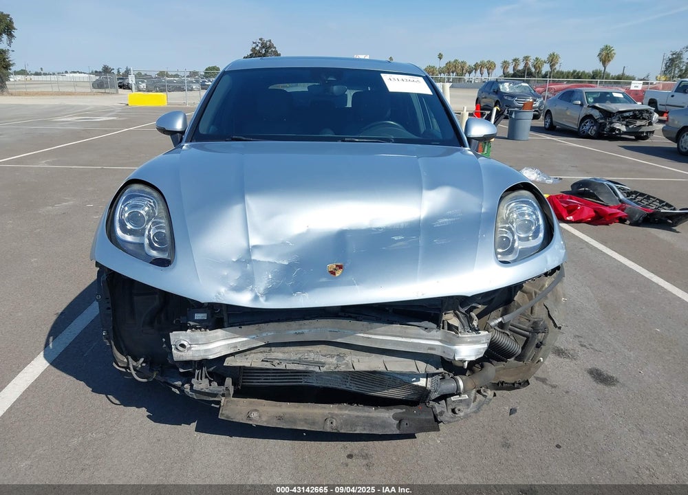 2017 PORSCHE MACAN VIN: WP1AA2A54HLB02143
