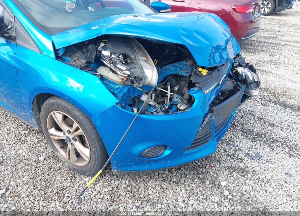 2014 FORD FOCUS VIN: 1FADP3F24EL172552