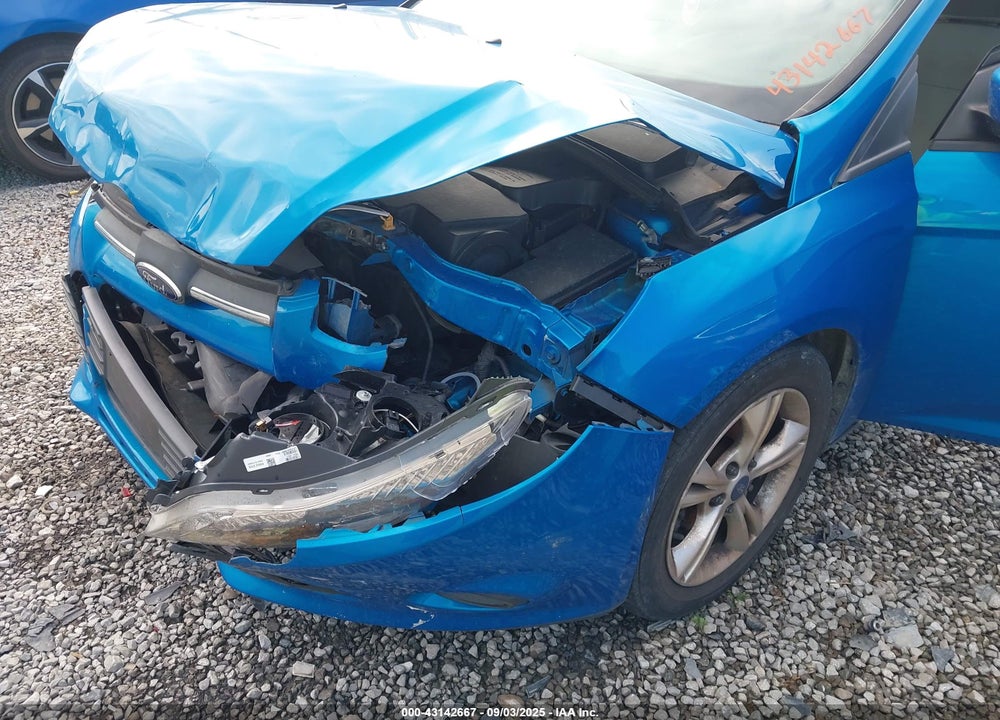 2014 FORD FOCUS VIN: 1FADP3F24EL172552