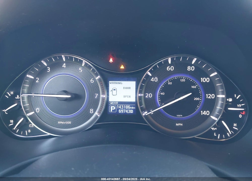 2018 INFINITI QX80 VIN: JN8AZ2NE5J9191328