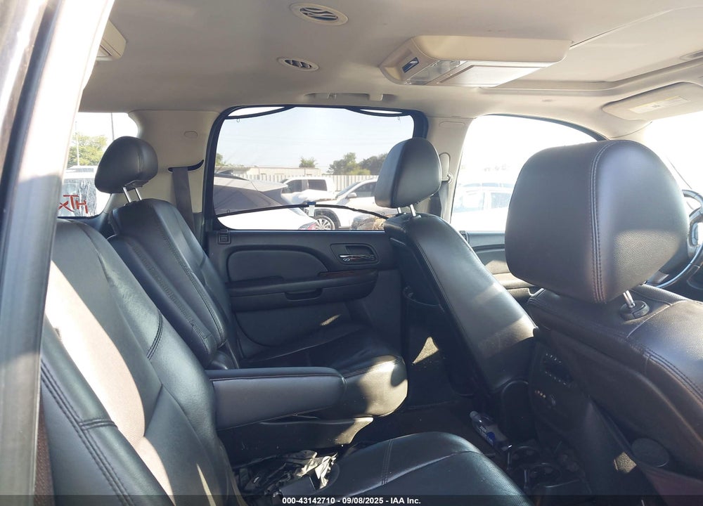 2009 CHEVROLET SUBURBAN 1500 VIN: 1GNFC36J39R299700