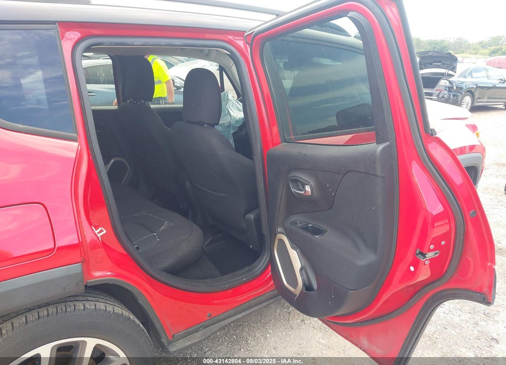 2015 JEEP RENEGADE VIN: ZACCJABT5FPB38448