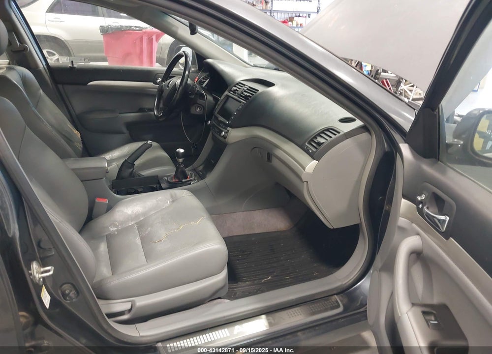 2004 ACURA TSX VIN: JH4CL95964C024483