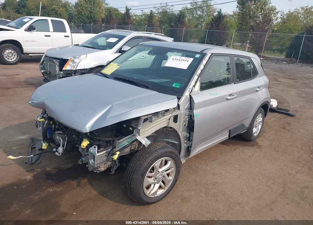 2021 HYUNDAI VENUE VIN: KMHRB8A3XMU081897
