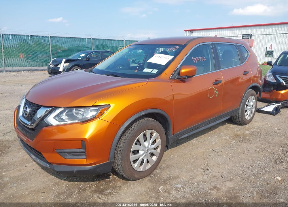 2017 NISSAN ROGUE S VIN: JN8AT2MT6HW388456