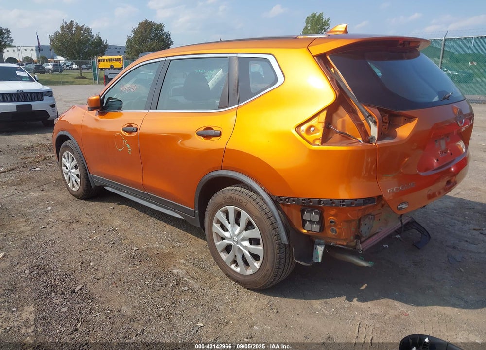 2017 NISSAN ROGUE S VIN: JN8AT2MT6HW388456